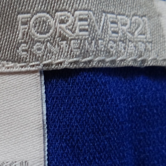 FOREVER 21 CONTEMPORARY WOMEN SKIRT SIZE XS NEW - Picture 3 of 4